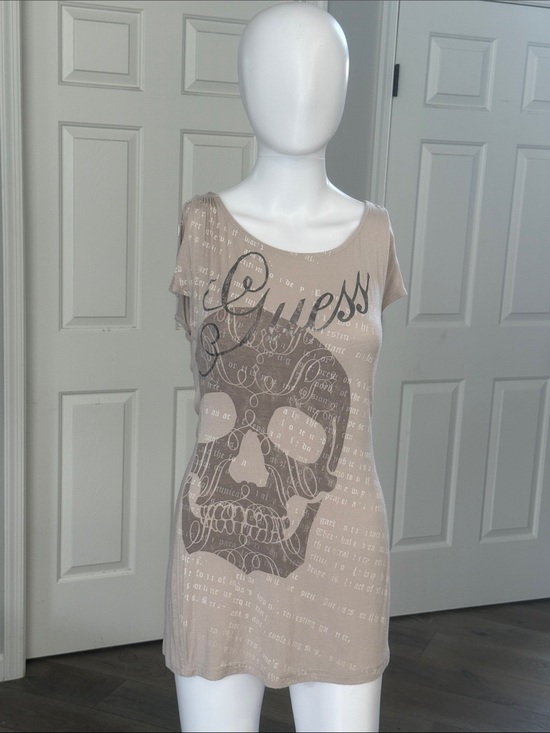 Guess Dresses & Skirts - Guess Beige Taupe Skull Graphic Tee Open Back Cap Butterfly Sleeves Mini Dress-M